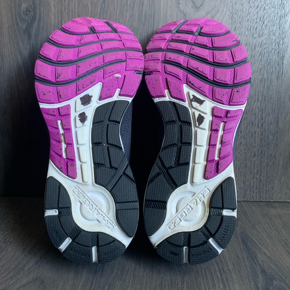 Under Armour purple size 7.5 shoes - Picture 5 of 5